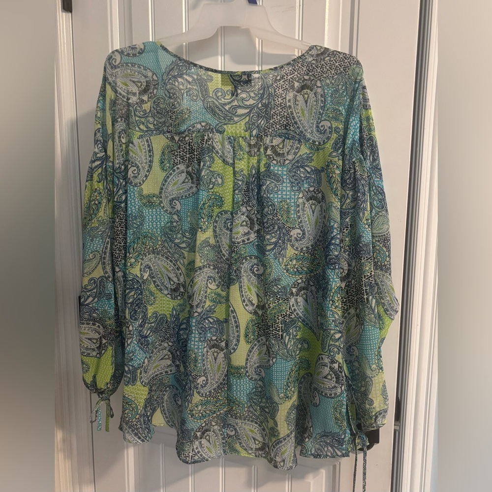 #0043 Lane Bryant thin, silky over shirt - Picture 3 of 4